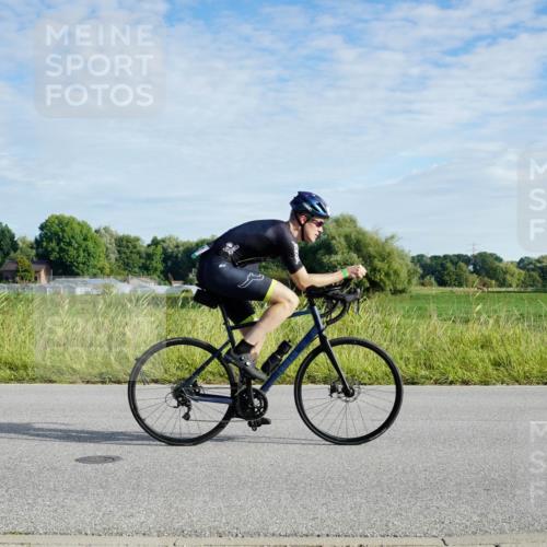 31.08.2025 - Elbe Triathlon Hamburg Michael Burmester http://msf.ph/oto/8688684 31.08.2025 09:07:16 Radfahren 242, 283, 300, 304, 342, 441 meine-sportfotos.de