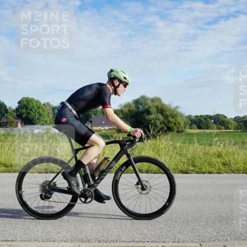 31.08.2025 - Elbe Triathlon Hamburg Michael Burmester http://msf.ph/oto/8688691 31.08.2025 09:07:38 Radfahren 231, 254, 272, 276, 468 meine-sportfotos.de