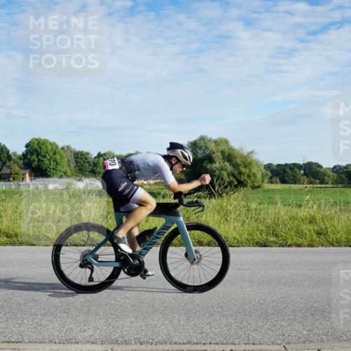 31.08.2025 - Elbe Triathlon Hamburg Michael Burmester http://msf.ph/oto/8688743 31.08.2025 09:08:35 Radfahren 270, 275, 397 meine-sportfotos.de