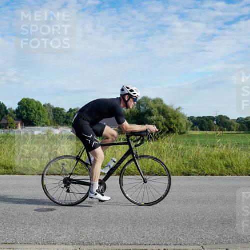 31.08.2025 - Elbe Triathlon Hamburg Michael Burmester http://msf.ph/oto/8688758 31.08.2025 09:09:01 Radfahren 199, 370, 430, 549 meine-sportfotos.de