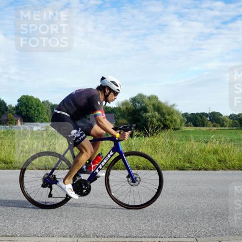 31.08.2025 - Elbe Triathlon Hamburg Michael Burmester http://msf.ph/oto/8688769 31.08.2025 09:09:23 Radfahren 167, 529 meine-sportfotos.de