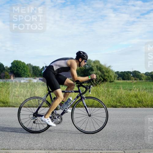 31.08.2025 - Elbe Triathlon Hamburg Michael Burmester http://msf.ph/oto/8688770 31.08.2025 09:09:28 Radfahren 425, 429, 529 meine-sportfotos.de
