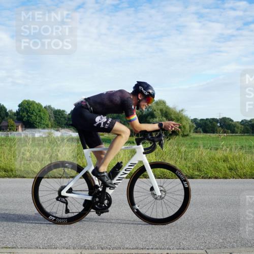 31.08.2025 - Elbe Triathlon Hamburg Michael Burmester http://msf.ph/oto/8688802 31.08.2025 09:10:15 Radfahren 177, 198, 548 meine-sportfotos.de