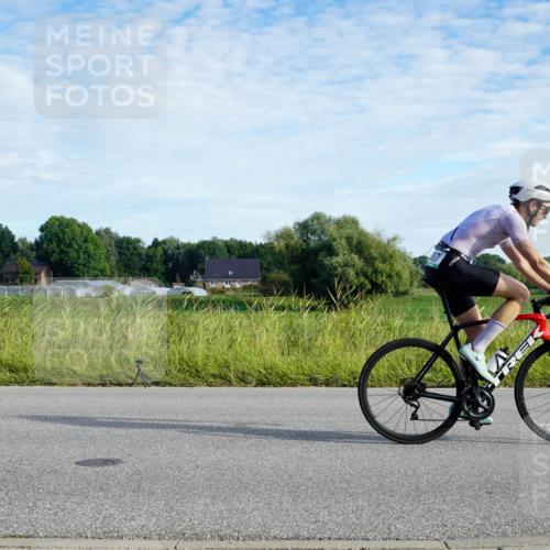 31.08.2025 - Elbe Triathlon Hamburg Michael Burmester http://msf.ph/oto/8688832 31.08.2025 09:10:49 Radfahren 171, 185, 260, 309, 373, 436, 457 meine-sportfotos.de