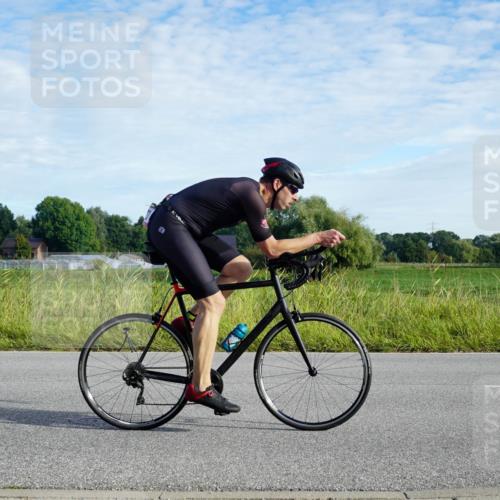 31.08.2025 - Elbe Triathlon Hamburg Michael Burmester http://msf.ph/oto/8688834 31.08.2025 09:10:50 Radfahren 171, 185, 260, 279, 373, 436, 457 meine-sportfotos.de