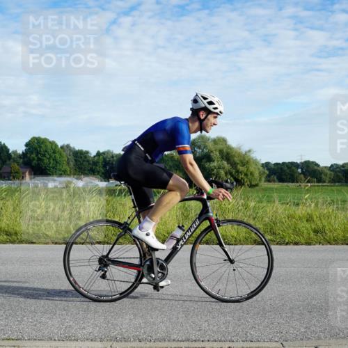 31.08.2025 - Elbe Triathlon Hamburg Michael Burmester http://msf.ph/oto/8688862 31.08.2025 09:11:36 Radfahren 239, 293, 334, 346, 351, 403, 456 meine-sportfotos.de
