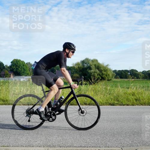 31.08.2025 - Elbe Triathlon Hamburg Michael Burmester http://msf.ph/oto/8688868 31.08.2025 09:11:43 Radfahren 239, 246, 351, 445 meine-sportfotos.de