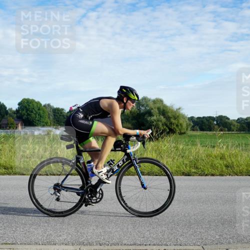 31.08.2025 - Elbe Triathlon Hamburg Michael Burmester http://msf.ph/oto/8688869 31.08.2025 09:11:47 Radfahren 233, 246, 318, 348, 445 meine-sportfotos.de