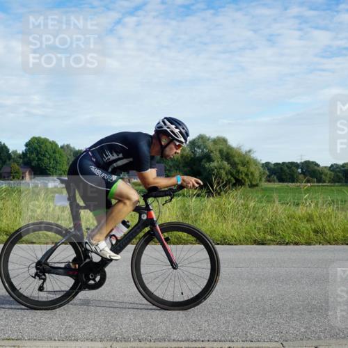 31.08.2025 - Elbe Triathlon Hamburg Michael Burmester http://msf.ph/oto/8688875 31.08.2025 09:11:52 Radfahren 233, 318, 320, 348, 443, 451 meine-sportfotos.de