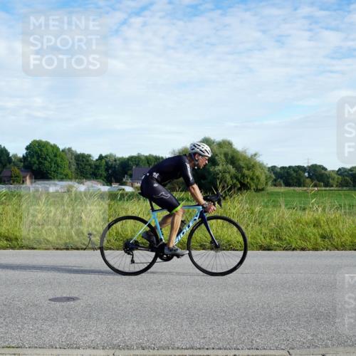 31.08.2025 - Elbe Triathlon Hamburg Michael Burmester http://msf.ph/oto/8688890 31.08.2025 09:12:02 Radfahren 224, 301, 347, 366, 443, 453 meine-sportfotos.de
