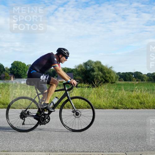 31.08.2025 - Elbe Triathlon Hamburg Michael Burmester http://msf.ph/oto/8688900 31.08.2025 09:12:18 Radfahren 261, 321, 368, 389, 424, 489 meine-sportfotos.de
