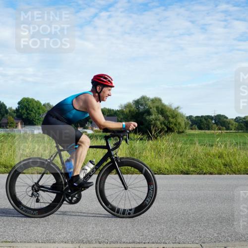 31.08.2025 - Elbe Triathlon Hamburg Michael Burmester http://msf.ph/oto/8688925 31.08.2025 09:12:48 Radfahren 223, 341, 383, 385 meine-sportfotos.de