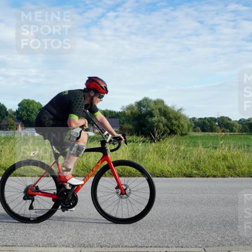 31.08.2025 - Elbe Triathlon Hamburg Michael Burmester http://msf.ph/oto/8688953 31.08.2025 09:13:15 Radfahren 258, 286, 337 meine-sportfotos.de