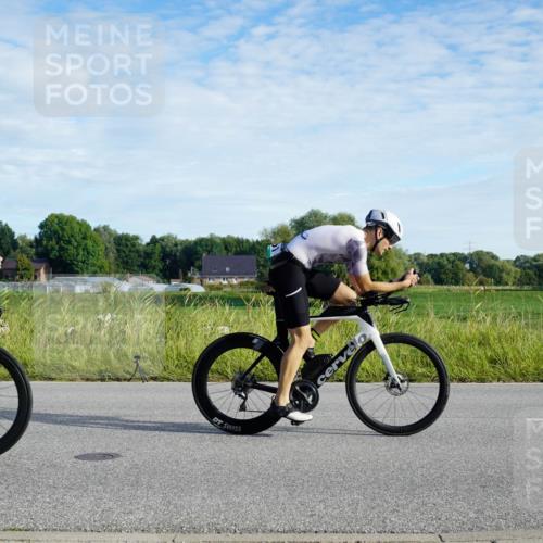 31.08.2025 - Elbe Triathlon Hamburg Michael Burmester http://msf.ph/oto/8688990 31.08.2025 09:14:01 Radfahren 210, 221, 282, 305, 360, 519, 551, 554 meine-sportfotos.de