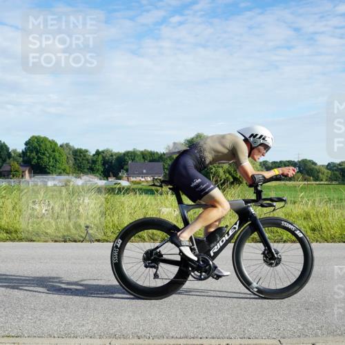 31.08.2025 - Elbe Triathlon Hamburg Michael Burmester http://msf.ph/oto/8689030 31.08.2025 09:14:35 Radfahren 183, 186, 194, 205, 409, 596, 630 meine-sportfotos.de