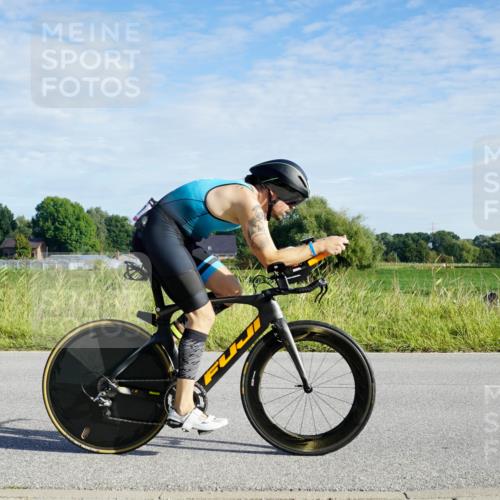 31.08.2025 - Elbe Triathlon Hamburg Michael Burmester http://msf.ph/oto/8689135 31.08.2025 09:16:52 Radfahren 220, 230, 380 meine-sportfotos.de