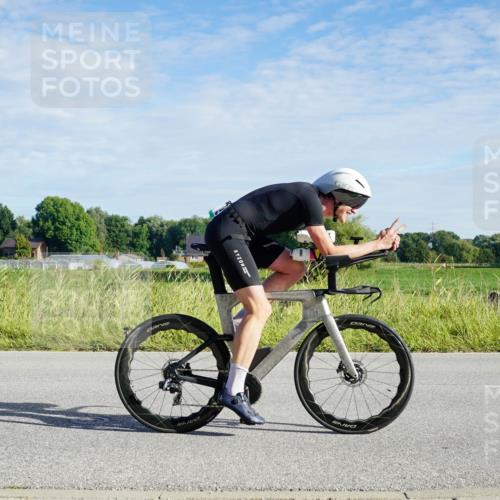 31.08.2025 - Elbe Triathlon Hamburg Michael Burmester http://msf.ph/oto/8689138 31.08.2025 09:17:03 Radfahren 245, 598 meine-sportfotos.de