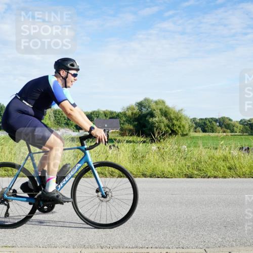 31.08.2025 - Elbe Triathlon Hamburg Michael Burmester http://msf.ph/oto/8689160 31.08.2025 09:17:41 Radfahren 504 meine-sportfotos.de