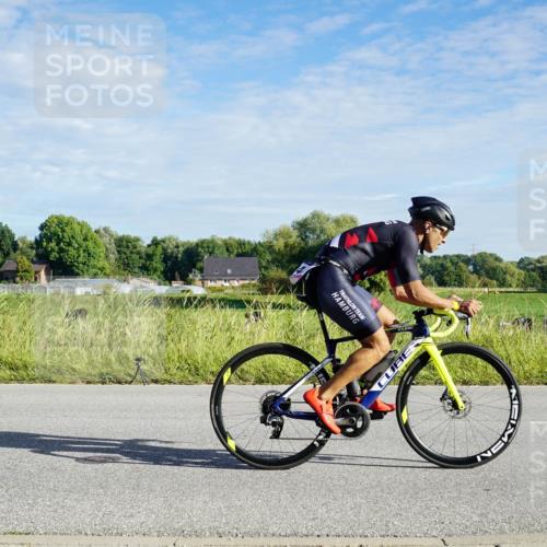 31.08.2025 - Elbe Triathlon Hamburg Michael Burmester http://msf.ph/oto/8689173 31.08.2025 09:17:55 Radfahren 184, 244, 284, 330, 382, 476 meine-sportfotos.de