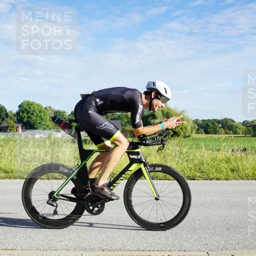 31.08.2025 - Elbe Triathlon Hamburg Michael Burmester http://msf.ph/oto/8689179 31.08.2025 09:18:09 Radfahren 332, 364, 495, 602 meine-sportfotos.de