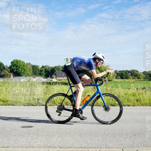 31.08.2025 - Elbe Triathlon Hamburg Michael Burmester http://msf.ph/oto/8689188 31.08.2025 09:18:19 Radfahren 343, 352, 463, 465 meine-sportfotos.de