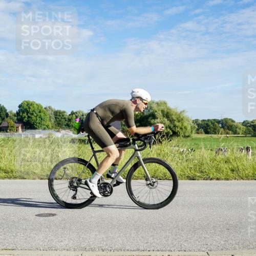 31.08.2025 - Elbe Triathlon Hamburg Michael Burmester http://msf.ph/oto/8689234 31.08.2025 09:19:34 Radfahren 222, 319, 526, 636 meine-sportfotos.de