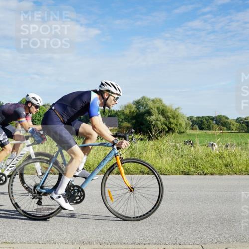 31.08.2025 - Elbe Triathlon Hamburg Michael Burmester http://msf.ph/oto/8689275 31.08.2025 09:20:39 Radfahren 182, 228, 242, 289, 422, 517, 561 meine-sportfotos.de