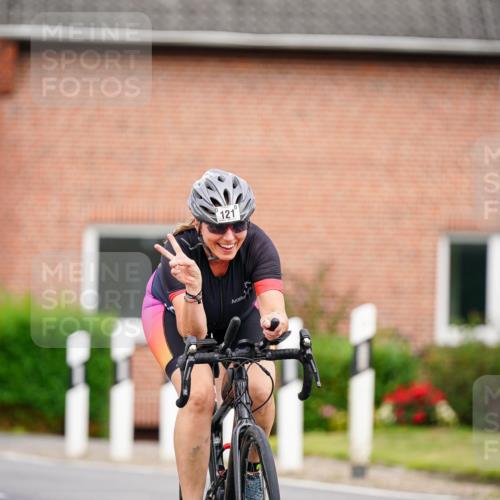 31.08.2025 - Elbe Triathlon Hamburg Michael Burmester http://msf.ph/oto/8689301 31.08.2025 16:15:11 Radfahren  meine-sportfotos.de