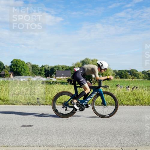 31.08.2025 - Elbe Triathlon Hamburg Michael Burmester http://msf.ph/oto/8689317 31.08.2025 09:21:11 Radfahren 207, 215, 313, 375, 388, 441 meine-sportfotos.de