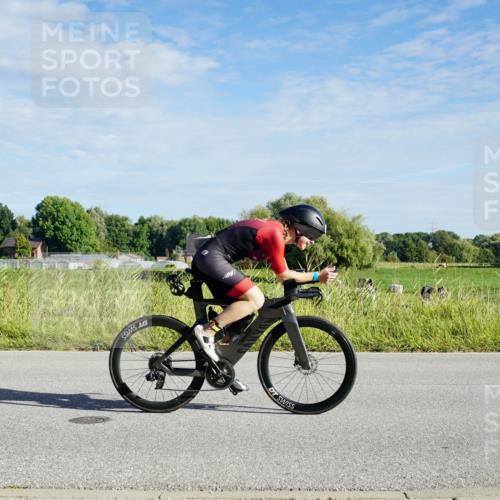 31.08.2025 - Elbe Triathlon Hamburg Michael Burmester http://msf.ph/oto/8689332 31.08.2025 09:21:34 Radfahren 264, 440, 478, 532, 595, 603 meine-sportfotos.de