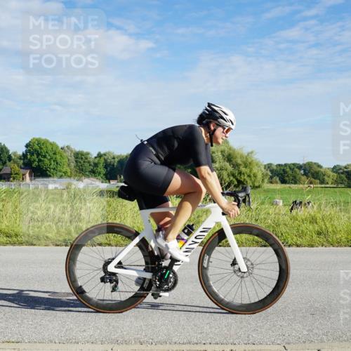 31.08.2025 - Elbe Triathlon Hamburg Michael Burmester http://msf.ph/oto/8689343 31.08.2025 09:21:43 Radfahren 229, 255, 272, 276, 300, 412, 468, 492, 658 meine-sportfotos.de