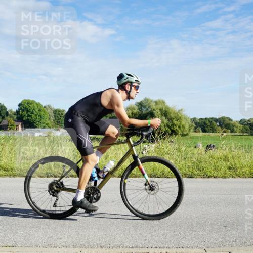 31.08.2025 - Elbe Triathlon Hamburg Michael Burmester http://msf.ph/oto/8689365 31.08.2025 09:22:10 Radfahren 227, 275, 379, 543, 568 meine-sportfotos.de