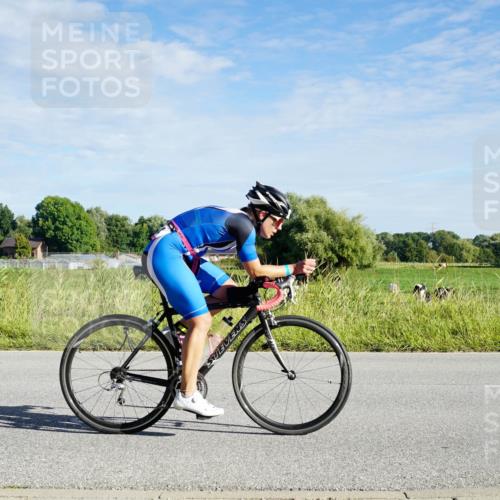 31.08.2025 - Elbe Triathlon Hamburg Michael Burmester http://msf.ph/oto/8689378 31.08.2025 09:22:25 Radfahren 169, 254, 344, 397, 405, 425, 426, 500 meine-sportfotos.de