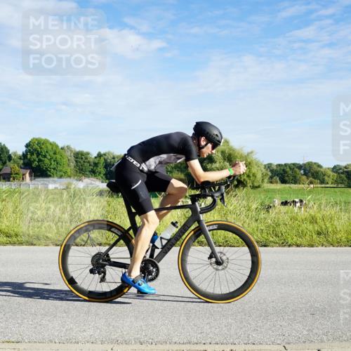 31.08.2025 - Elbe Triathlon Hamburg Michael Burmester http://msf.ph/oto/8689397 31.08.2025 09:22:39 Radfahren 166, 181, 193, 195, 304, 391, 430, 479, 834 meine-sportfotos.de