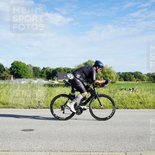 31.08.2025 - Elbe Triathlon Hamburg Michael Burmester http://msf.ph/oto/8689401 31.08.2025 09:22:40 Radfahren 166, 181, 193, 195, 304, 391, 430, 834 meine-sportfotos.de