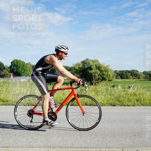 31.08.2025 - Elbe Triathlon Hamburg Michael Burmester http://msf.ph/oto/8689409 31.08.2025 09:22:51 Radfahren 540, 600, 626 meine-sportfotos.de