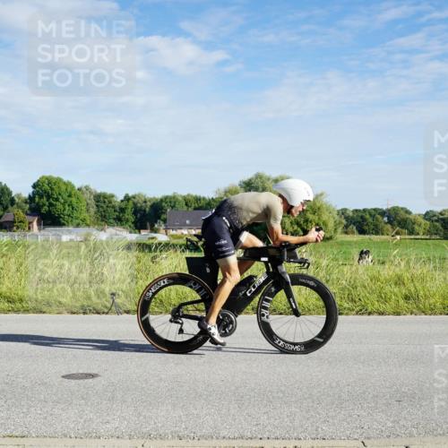 31.08.2025 - Elbe Triathlon Hamburg Michael Burmester http://msf.ph/oto/8689446 31.08.2025 09:23:42 Radfahren 177, 198, 252, 331, 370, 449, 497, 616 meine-sportfotos.de