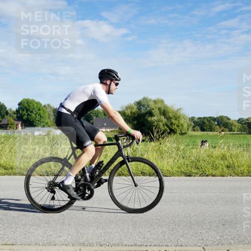 31.08.2025 - Elbe Triathlon Hamburg Michael Burmester http://msf.ph/oto/8689450 31.08.2025 09:23:45 Radfahren 167, 198, 252, 331, 443, 449, 497, 616 meine-sportfotos.de