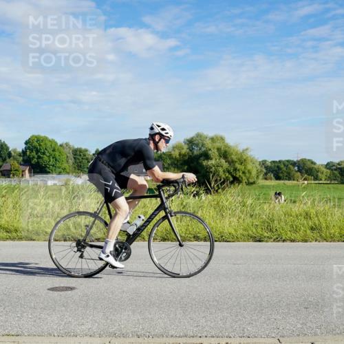 31.08.2025 - Elbe Triathlon Hamburg Michael Burmester http://msf.ph/oto/8689475 31.08.2025 09:23:58 Radfahren 185, 212, 309, 353, 432, 470, 481, 512, 549, 639, 695 meine-sportfotos.de