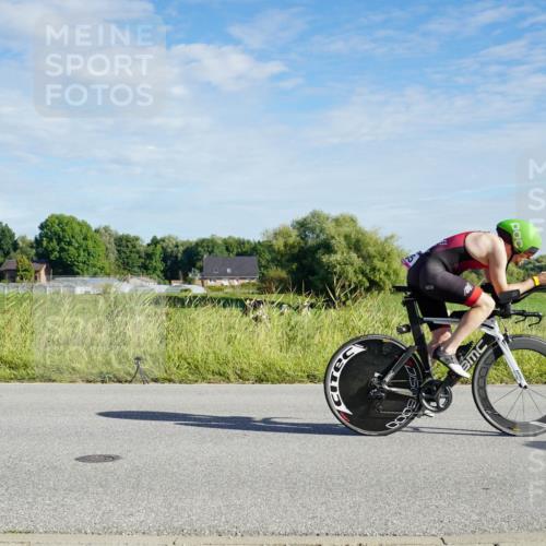 31.08.2025 - Elbe Triathlon Hamburg Michael Burmester http://msf.ph/oto/8689482 31.08.2025 09:24:04 Radfahren 185, 309, 436, 470, 481, 511, 695 meine-sportfotos.de