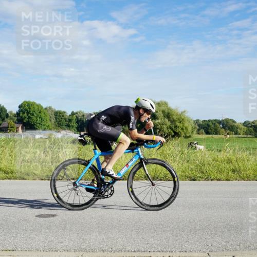 31.08.2025 - Elbe Triathlon Hamburg Michael Burmester http://msf.ph/oto/8689498 31.08.2025 09:24:19 Radfahren 233, 288, 335, 418, 435, 454, 473, 499, 728 meine-sportfotos.de