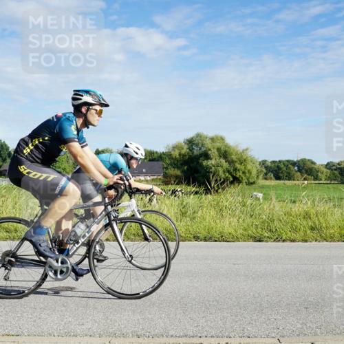 31.08.2025 - Elbe Triathlon Hamburg Michael Burmester http://msf.ph/oto/8689519 31.08.2025 09:24:38 Radfahren 267, 417 meine-sportfotos.de