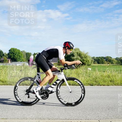 31.08.2025 - Elbe Triathlon Hamburg Michael Burmester http://msf.ph/oto/8689554 31.08.2025 09:25:11 Radfahren 459, 546, 611, 753 meine-sportfotos.de
