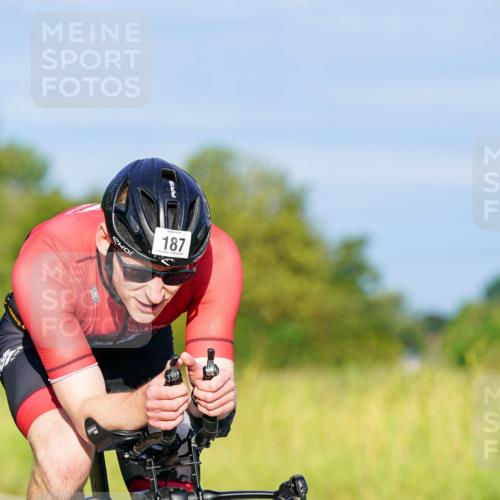 31.08.2025 - Elbe Triathlon Hamburg Michael Burmester http://msf.ph/oto/8689611 31.08.2025 08:40:13 Radfahren 187 meine-sportfotos.de