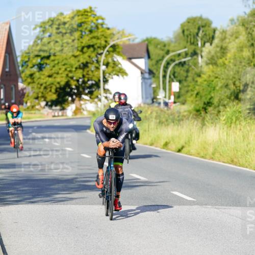 31.08.2025 - Elbe Triathlon Hamburg Michael Burmester http://msf.ph/oto/8689615 31.08.2025 08:40:44 Radfahren 219, 230 meine-sportfotos.de