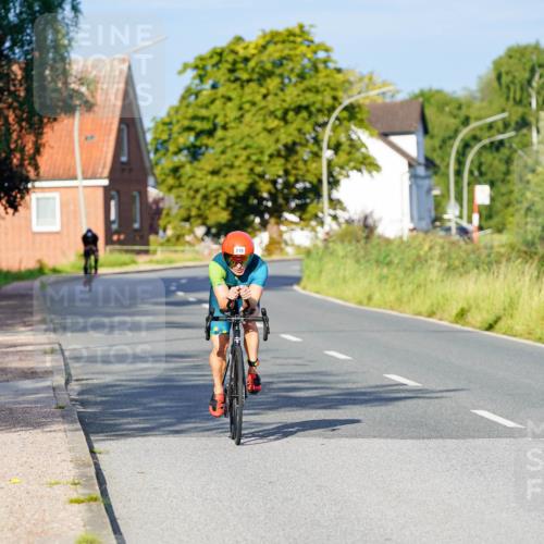31.08.2025 - Elbe Triathlon Hamburg Michael Burmester http://msf.ph/oto/8689624 31.08.2025 08:40:47 Radfahren 219, 230 meine-sportfotos.de