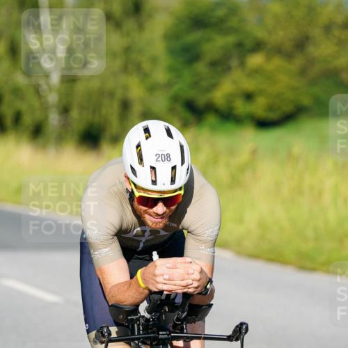 31.08.2025 - Elbe Triathlon Hamburg Michael Burmester http://msf.ph/oto/8689644 31.08.2025 08:41:05 Radfahren 208, 211 meine-sportfotos.de
