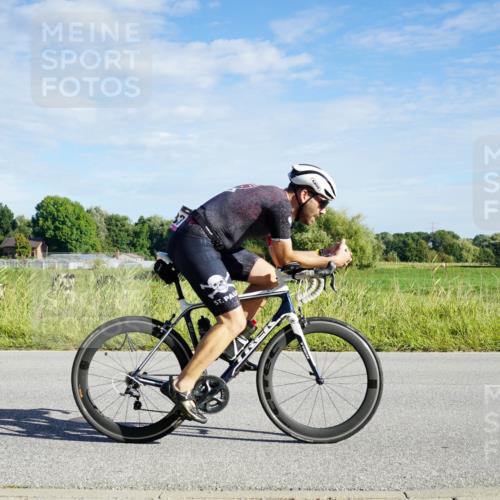 31.08.2025 - Elbe Triathlon Hamburg Michael Burmester http://msf.ph/oto/8689666 31.08.2025 09:26:45 Radfahren 183, 221, 261, 312, 506, 601, 608, 615, 622, 631, 643 meine-sportfotos.de