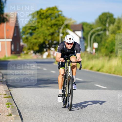 31.08.2025 - Elbe Triathlon Hamburg Michael Burmester http://msf.ph/oto/8689669 31.08.2025 08:41:42 Radfahren 225, 227 meine-sportfotos.de