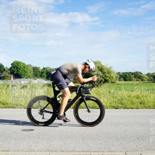 31.08.2025 - Elbe Triathlon Hamburg Michael Burmester http://msf.ph/oto/8689687 31.08.2025 09:27:09 Radfahren 168, 197, 258, 415, 619 meine-sportfotos.de